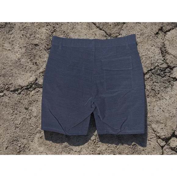 BYLT Kinetic Shorts Men’s L 32x9 Iron Performance Chino Casual Zip Side Pocket - Picture 3 of 13